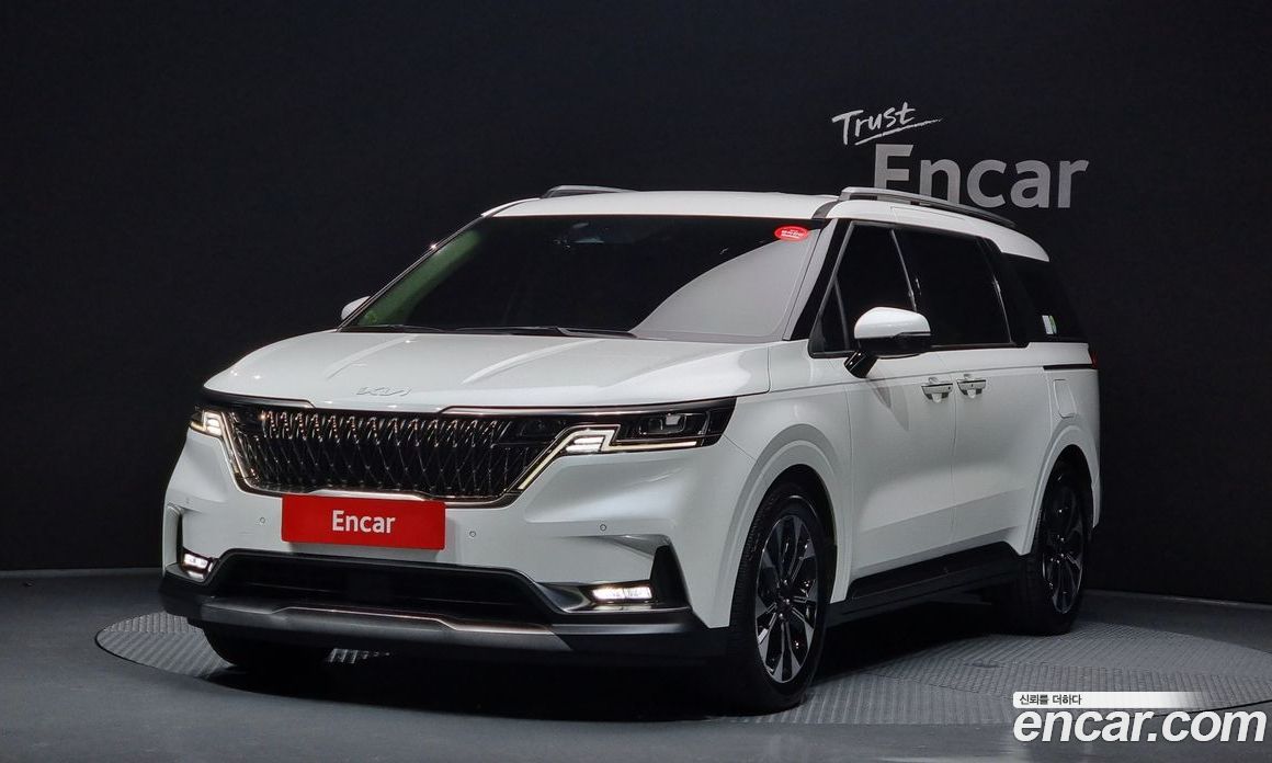Kia Carnival 9-Seater Signature