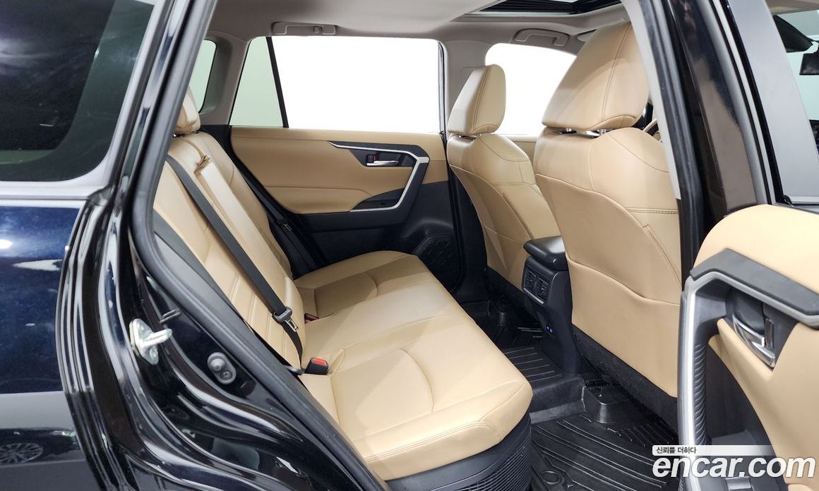 Toyota RAV4 2.5 2WD Hybrid
