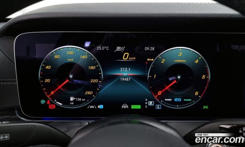 Mercedes Benz E-Class E220d 4MATIC AMG Line