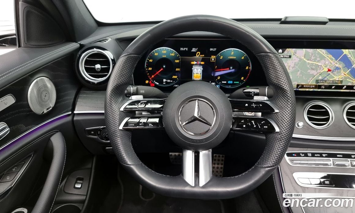 Mercedes Benz E-Class E220d 4MATIC AMG Line