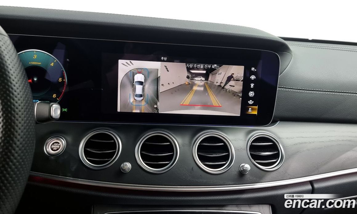 Mercedes Benz E-Class E220d 4MATIC AMG Line
