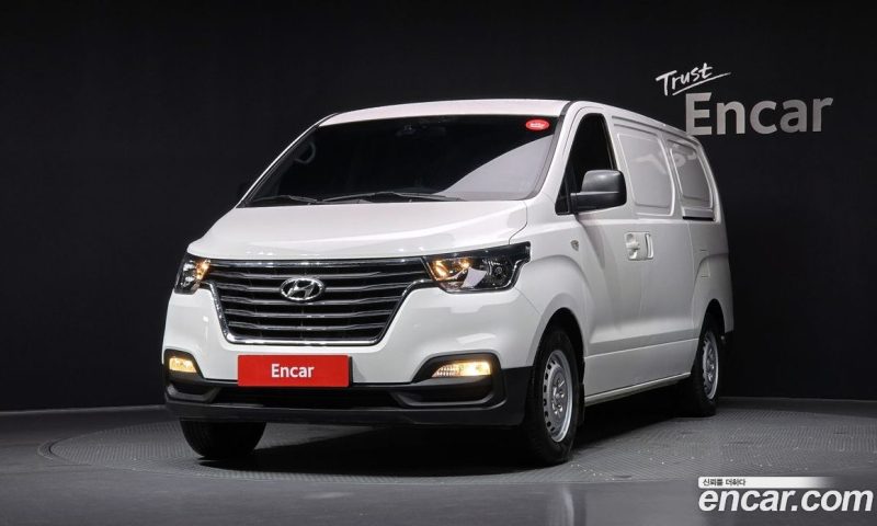 Hyundai Starex Van 3-Seater