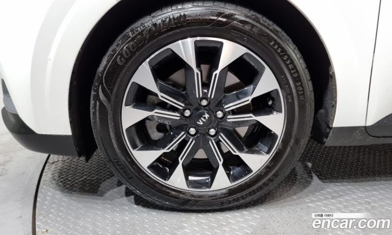 Kia Carnival 7-Seater Noblesse