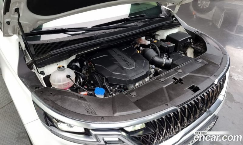 Kia Carnival 7-Seater Noblesse