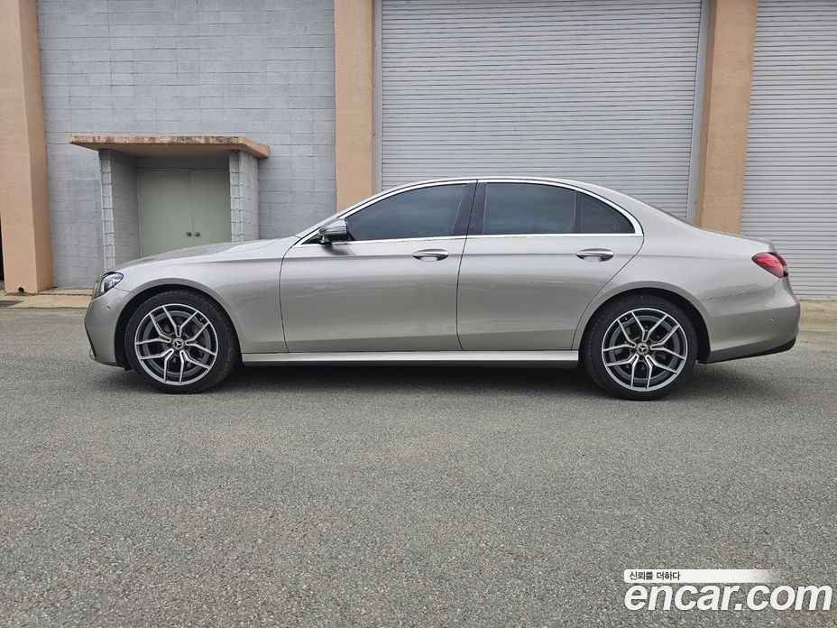 Mercedes Benz E-Class E220d 4MATIC AMG Line