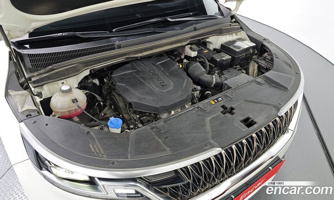 Kia Carnival 9-Seater Signature