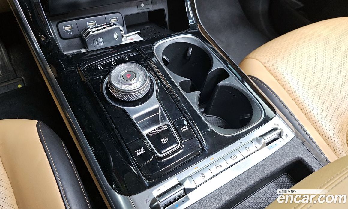 Kia Carnival 9-Seater Signature