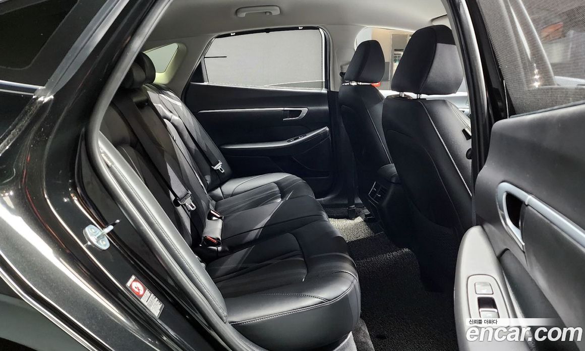 Hyundai Sonata 2.0