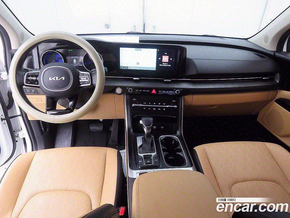 Kia Carnival 9-Seater Prestige