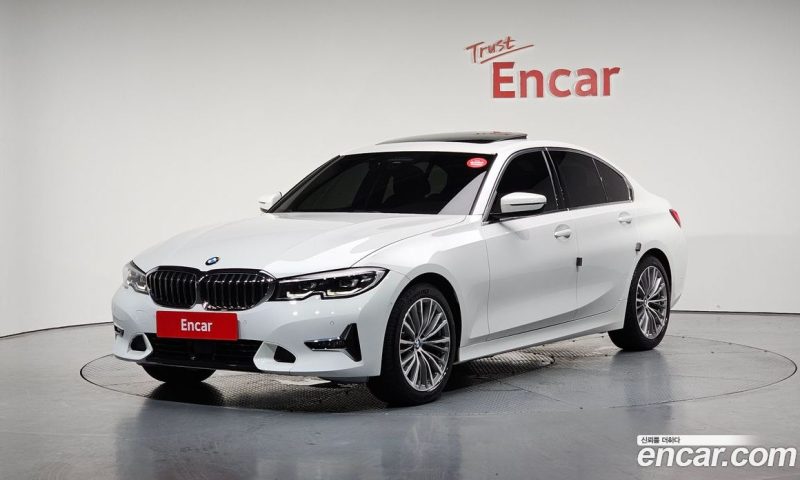 BMW 3-Series i320 Luxury