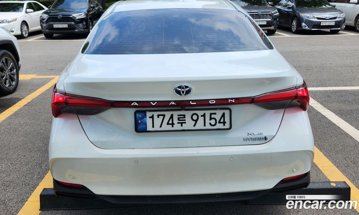 Toyota Avalon 2.5 Hybrid