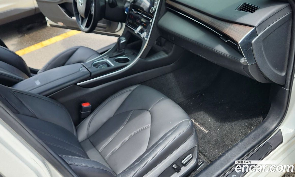 Toyota Avalon 2.5 Hybrid