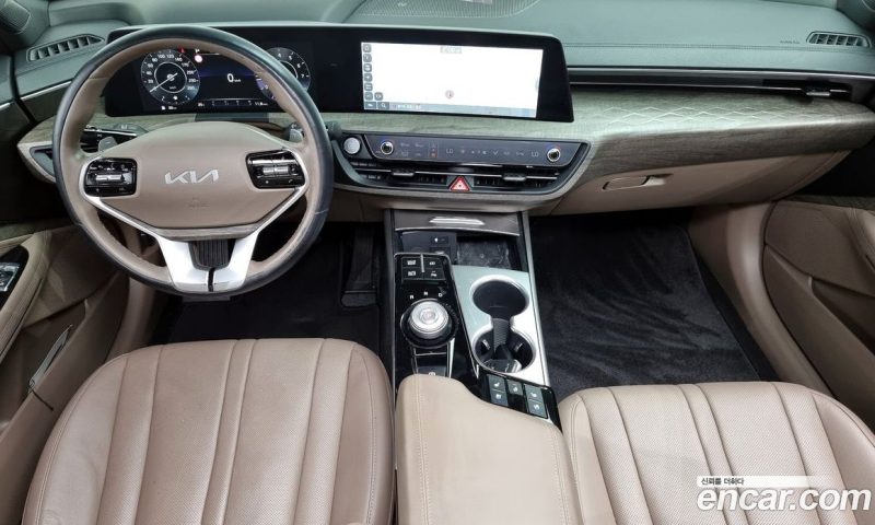 Kia K8 2.5 Gasoline 2WD
