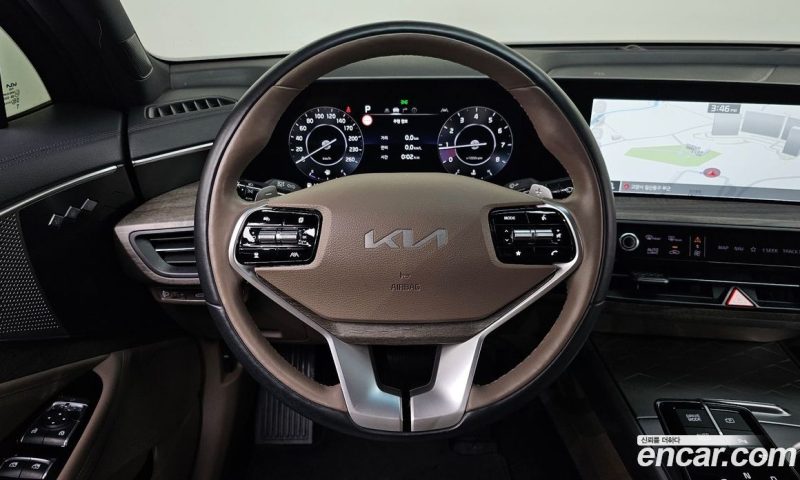 Kia K8 2.5 Gasoline 2WD