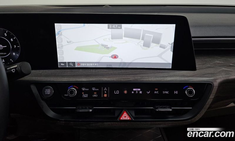 Kia K8 2.5 Gasoline 2WD
