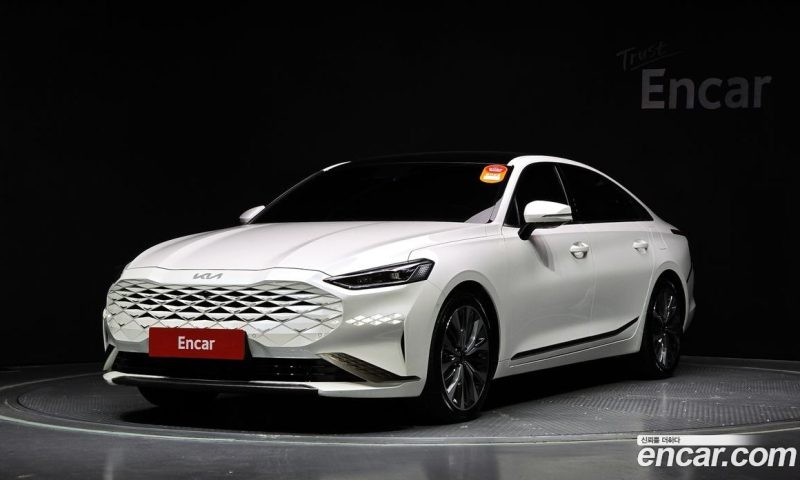 Kia K8 2.5 Gasoline 2WD