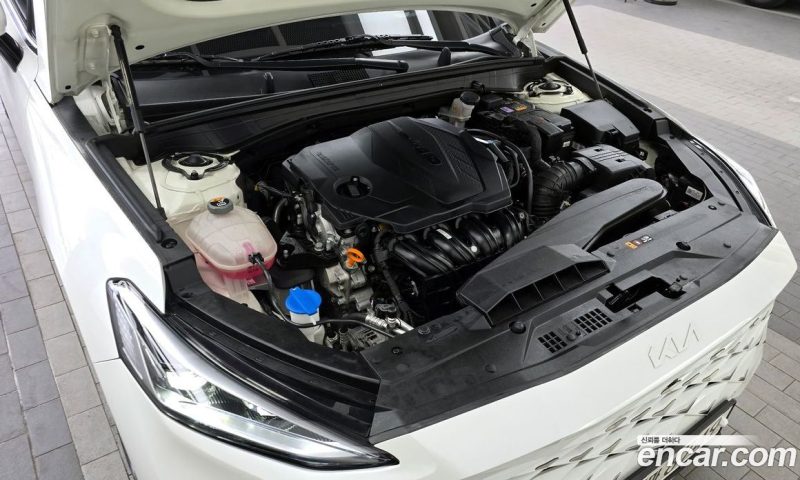 Kia K8 2.5 Gasoline 2WD