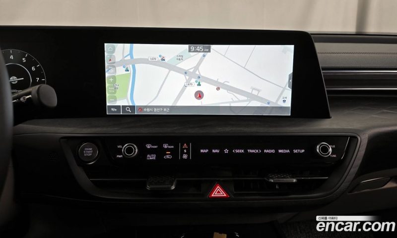 Kia K8 2.5 Gasoline 2WD