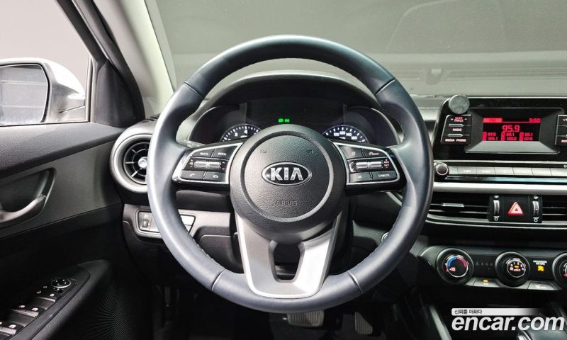 Kia K3 Standard