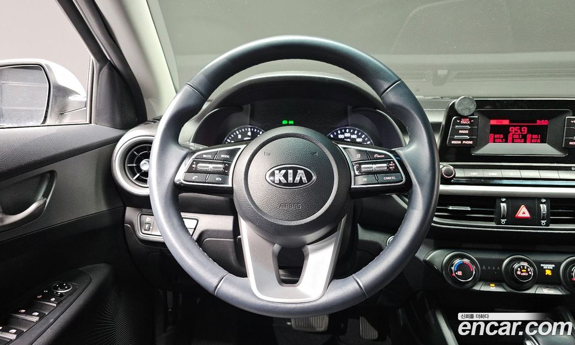 Kia K3 Standard