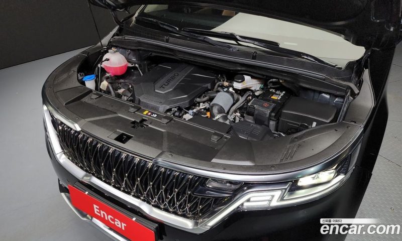 Kia Carnival 7-Seater Noblesse