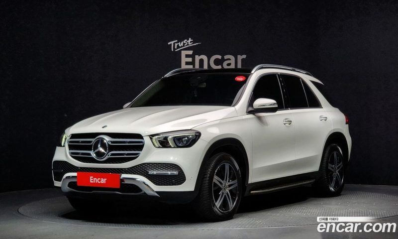 Mercedes Benz GLE-Class GLE300d 4MATIC