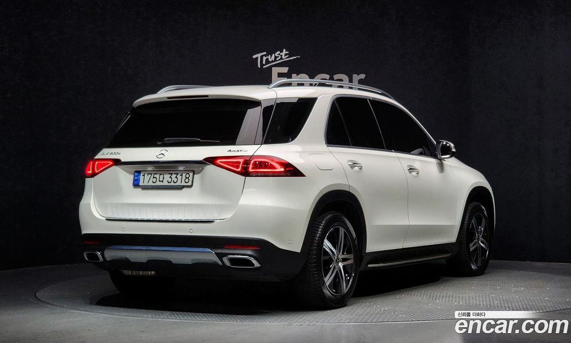 Mercedes Benz GLE-Class GLE300d 4MATIC