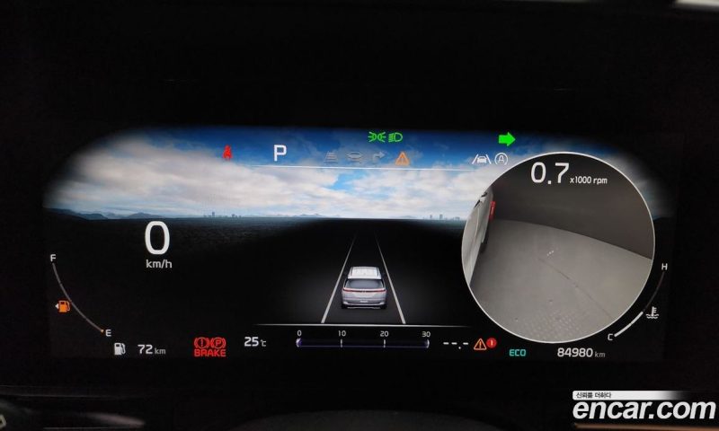 Kia Carnival 9-Seater Signature