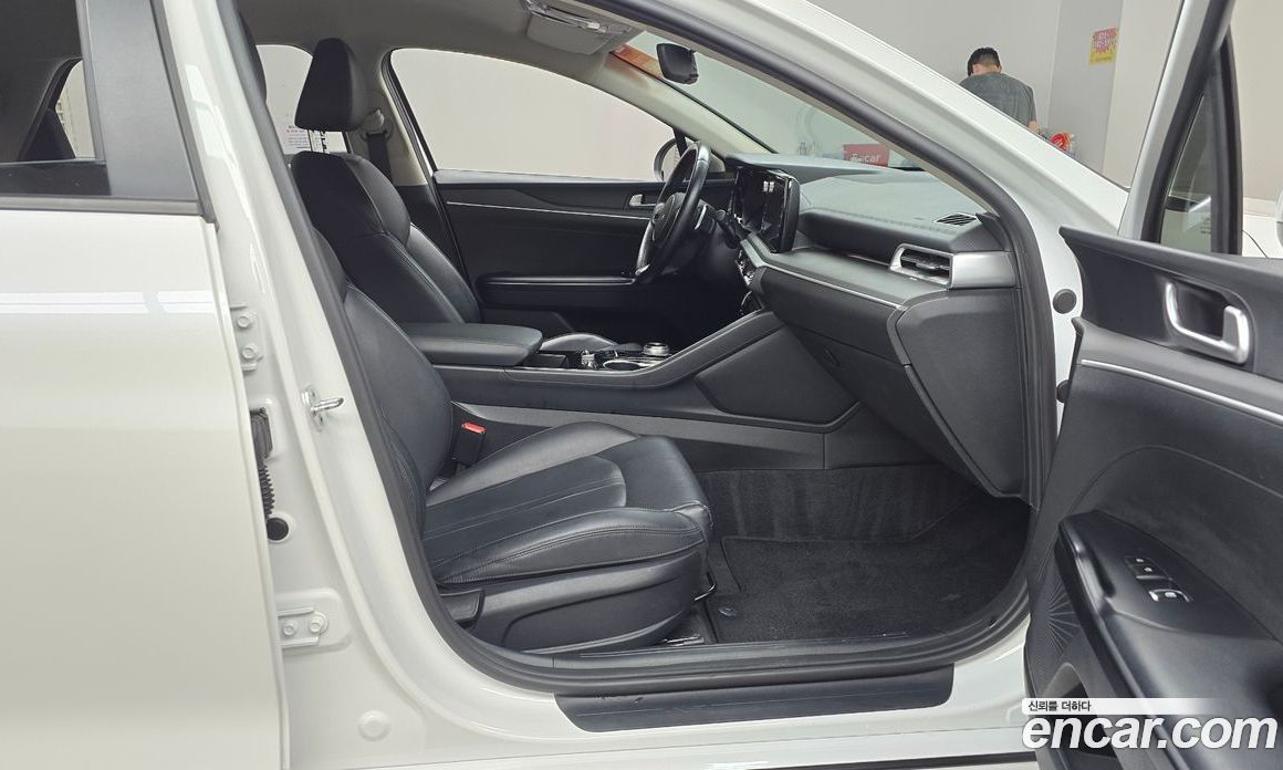 Kia K5 2.0