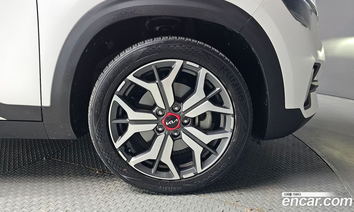 Kia Seltos Gasoline 1.6 Turbo 2WD
