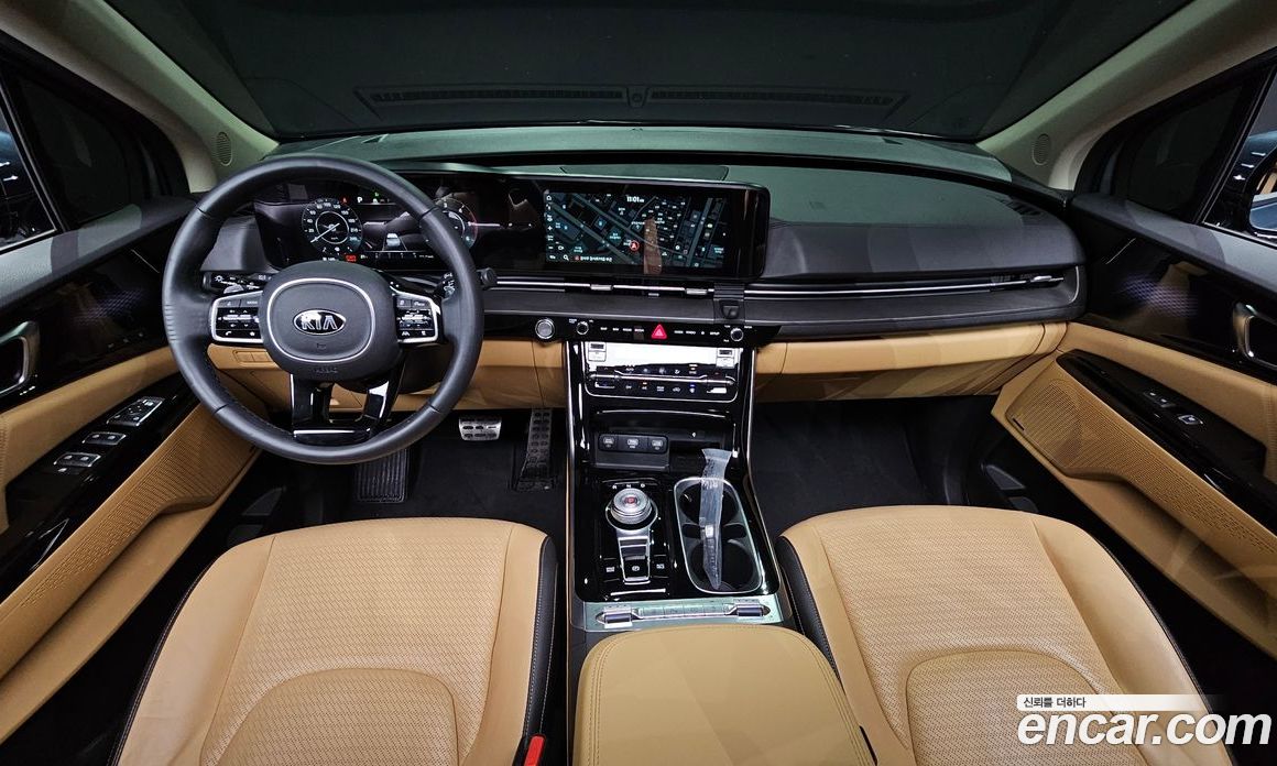 Kia Carnival 9-Seater Signature
