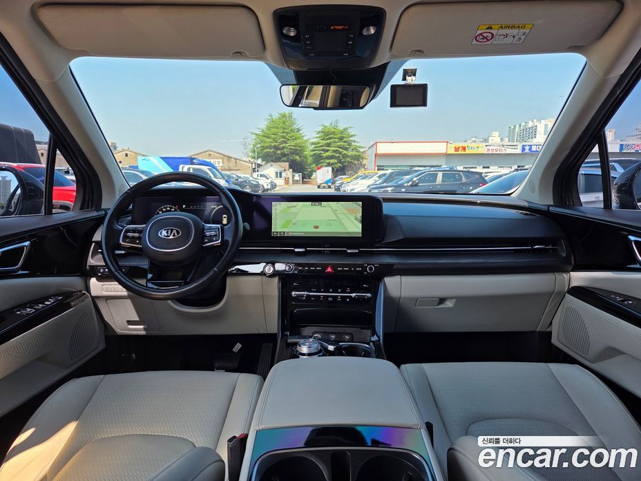 Kia Carnival 7-Seater Noblesse