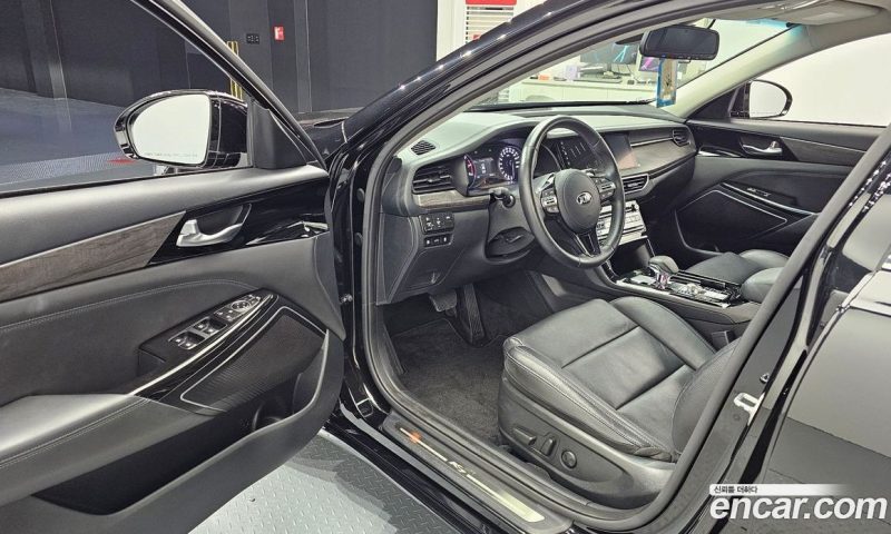 Kia K7 2.5 GDI Prestige