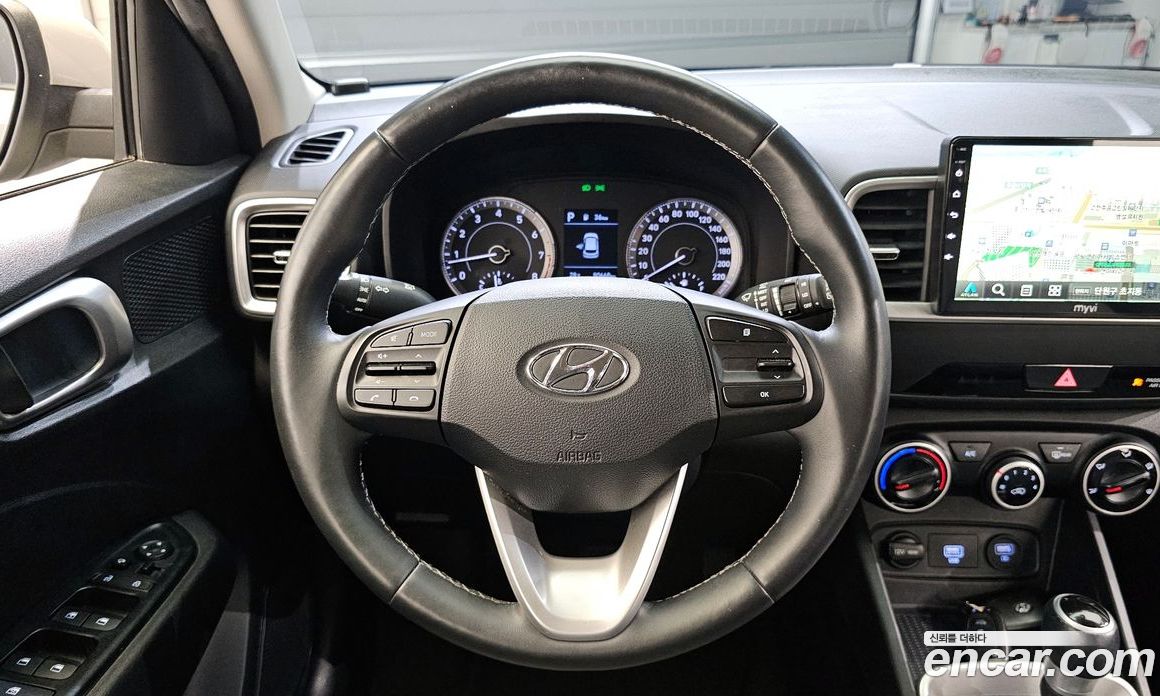 Hyundai Venue 1.6 Smart