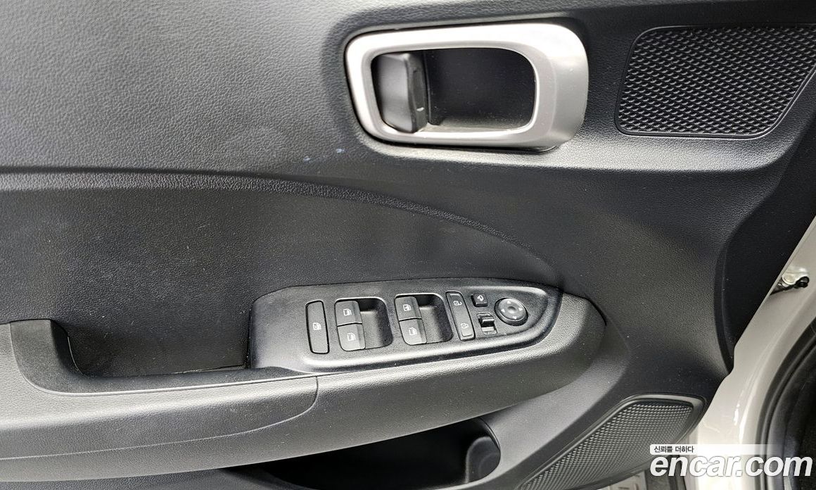 Hyundai Venue 1.6 Smart