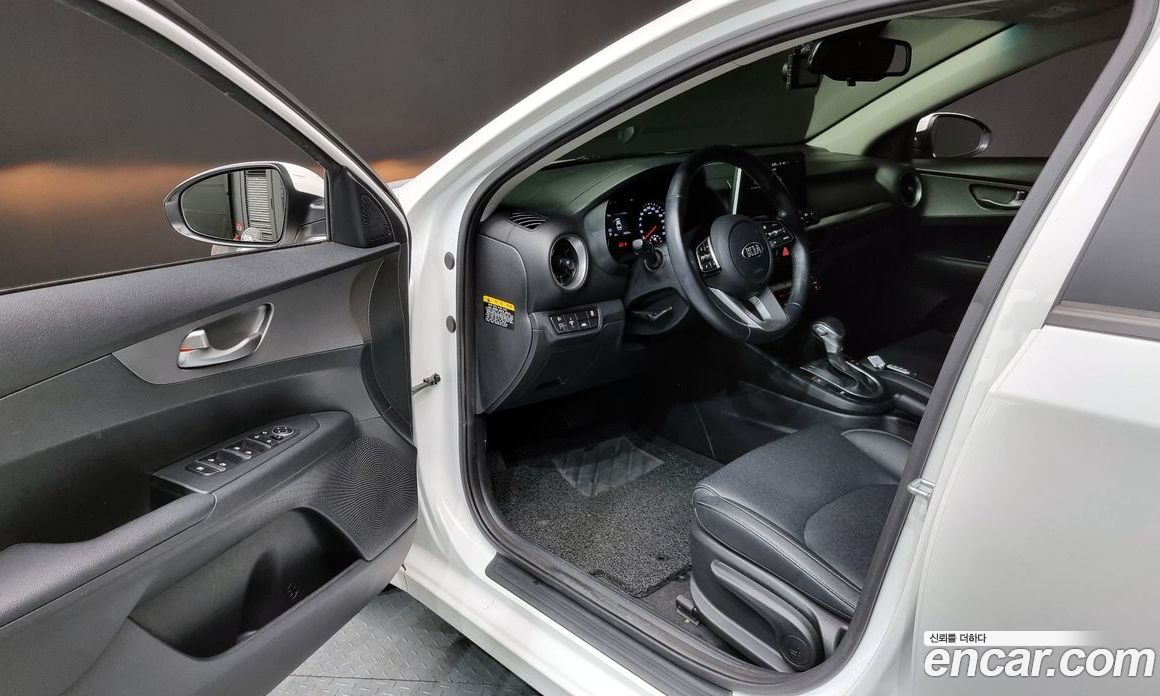 Kia K3 Standard