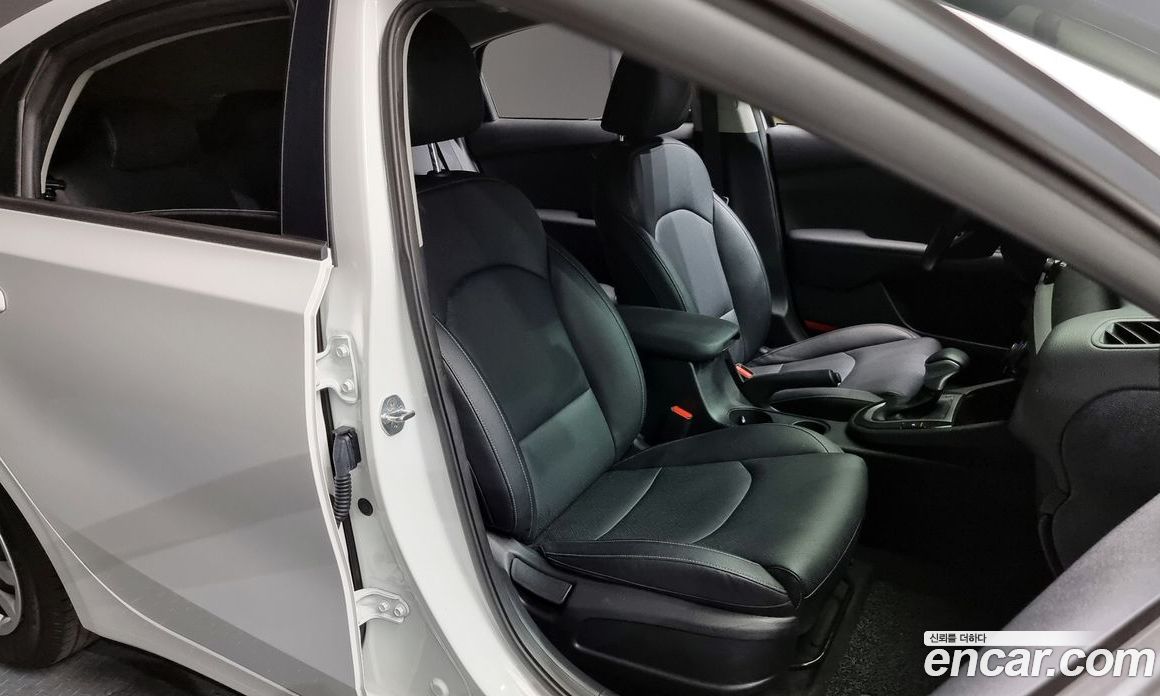 Kia K3 Standard