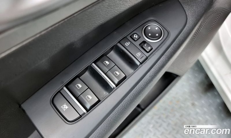 Kia K3 Standard