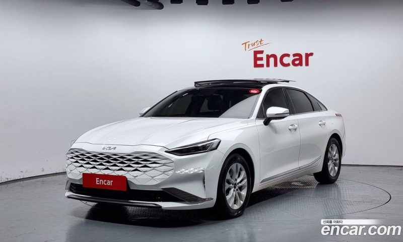 Kia K8 2.5 Gasoline 2WD