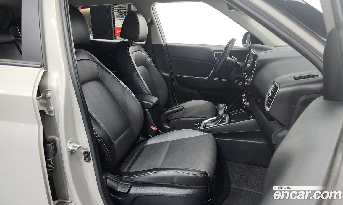 Hyundai Venue 1.6 Smart