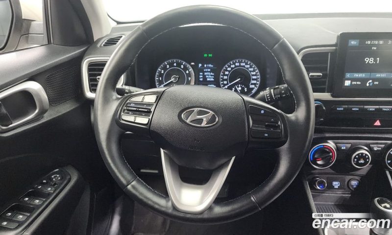 Hyundai Venue 1.6 Smart
