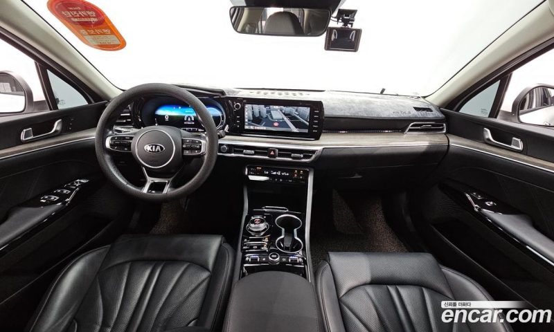 Kia K5 2.0