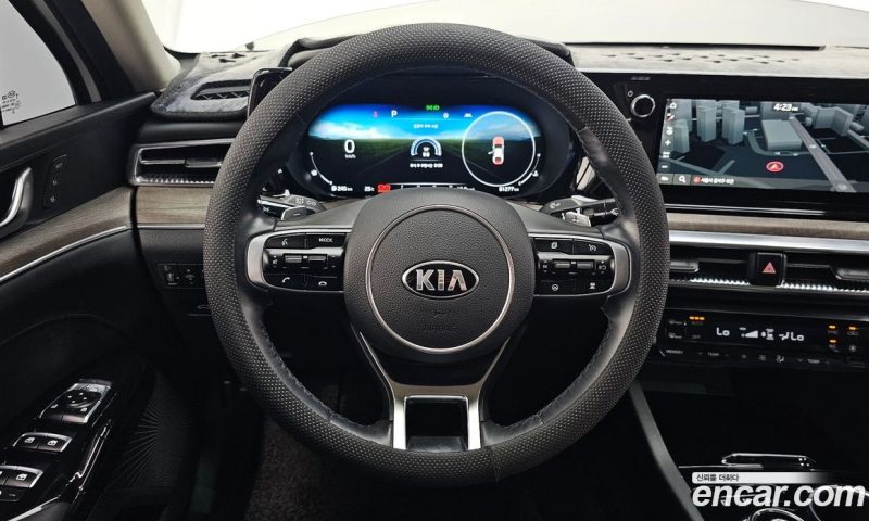 Kia K5 2.0