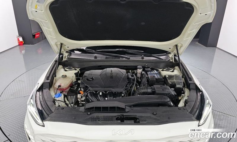 Kia K8 2.5 Gasoline 2WD