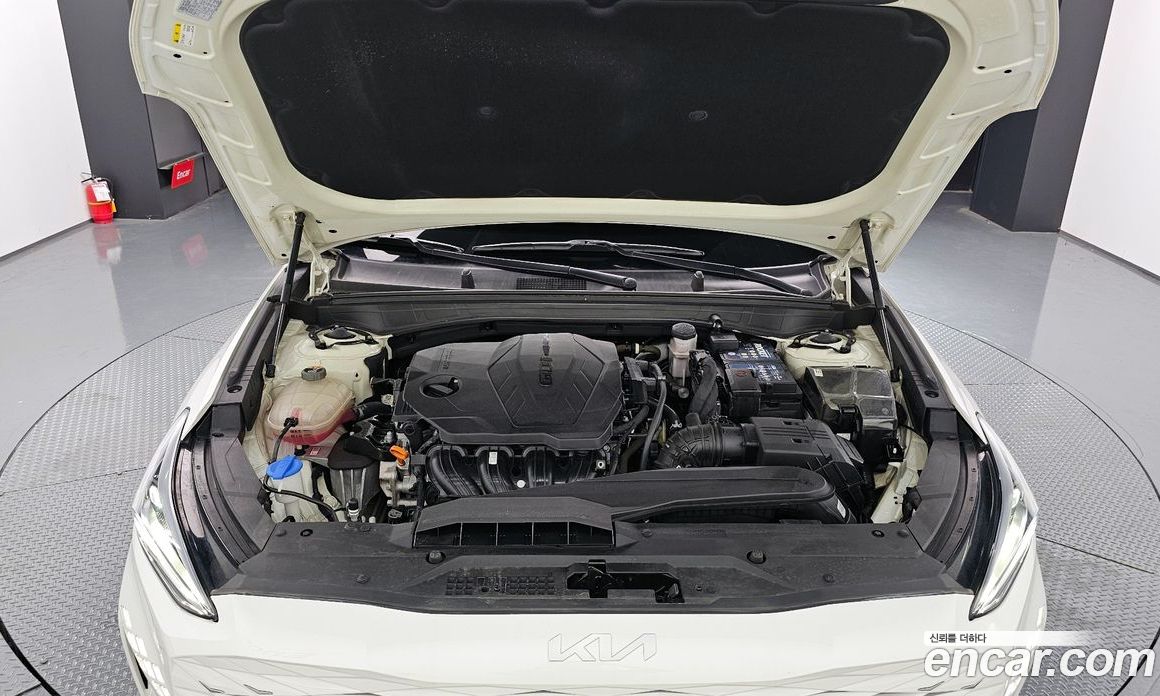 Kia K8 2.5 Gasoline 2WD