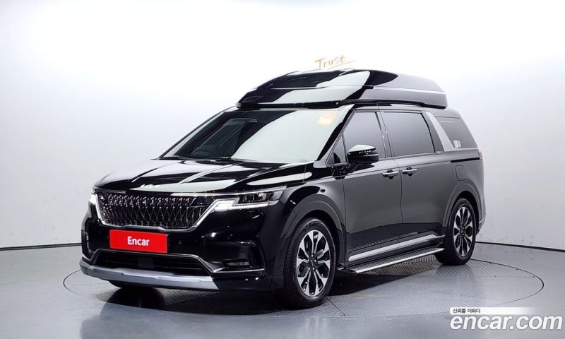 Kia Carnival 9-Seater Hi-Limousine