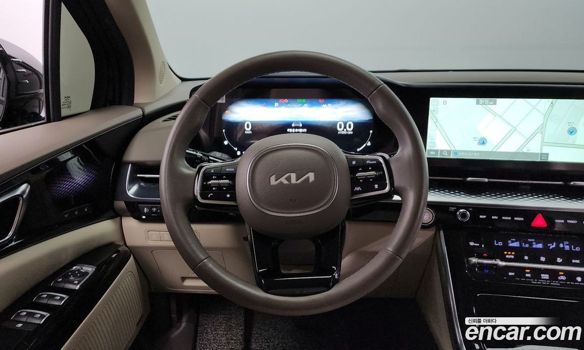 Kia Carnival 9-Seater Hi-Limousine