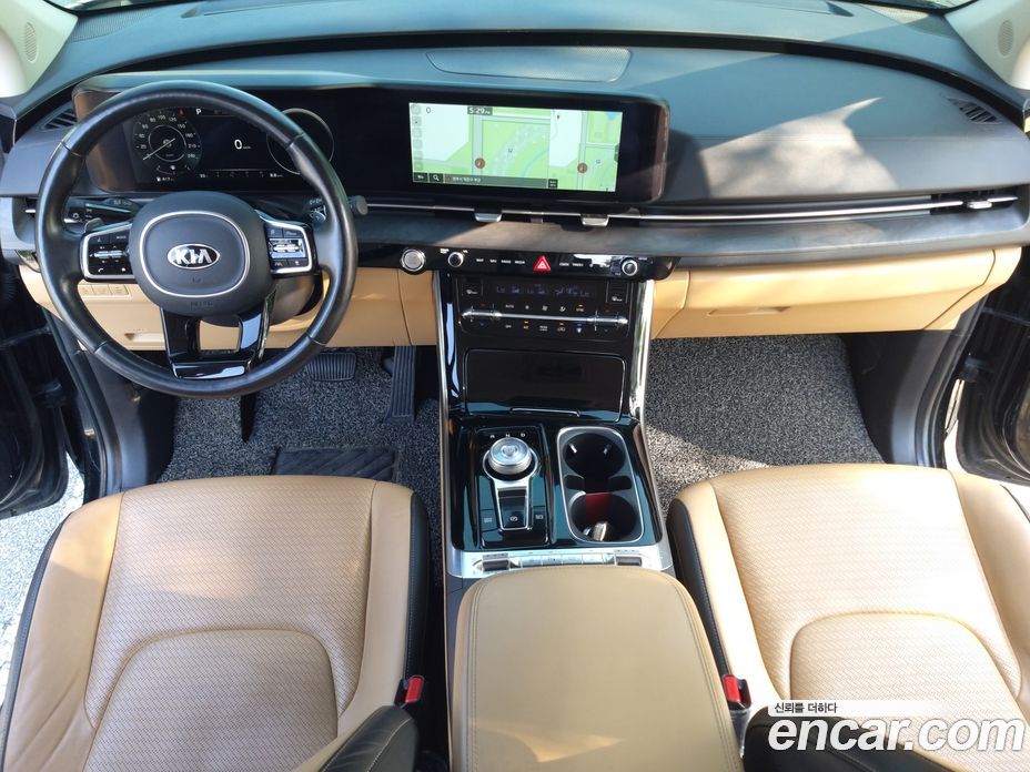 Kia Carnival 9-Seater Signature