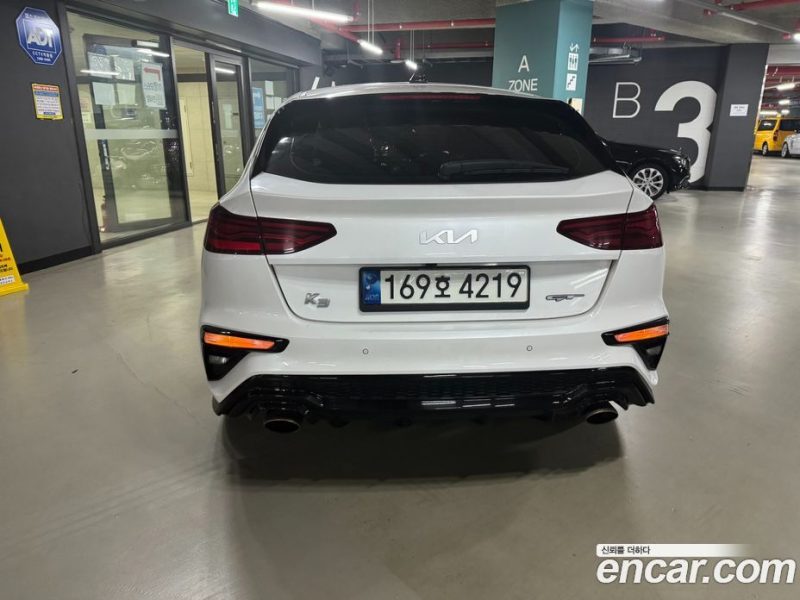 Kia K3 1.6 Turbo GT 5Door