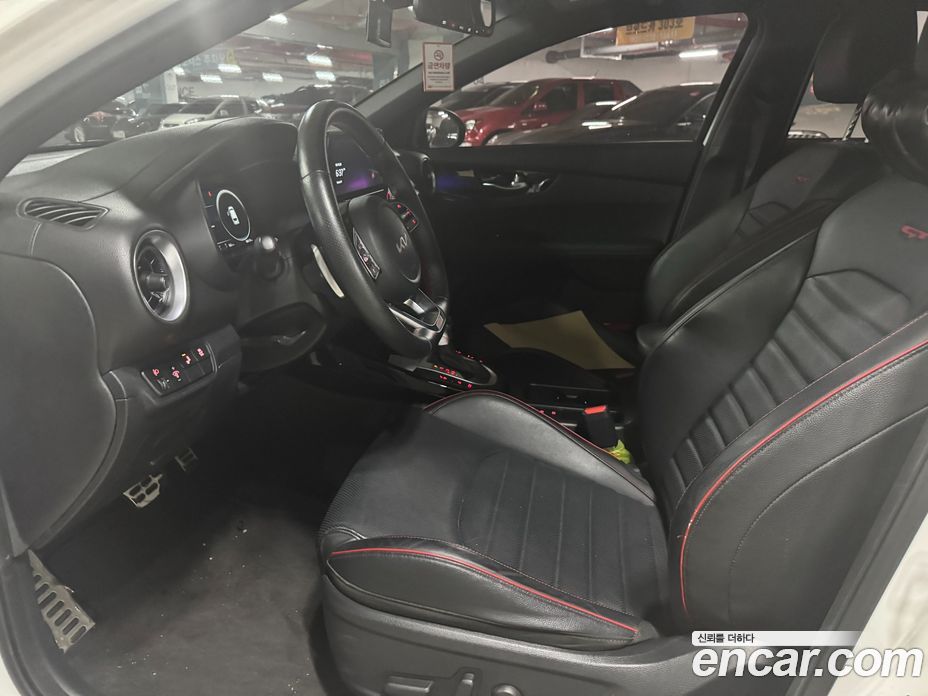 Kia K3 1.6 Turbo GT 5Door